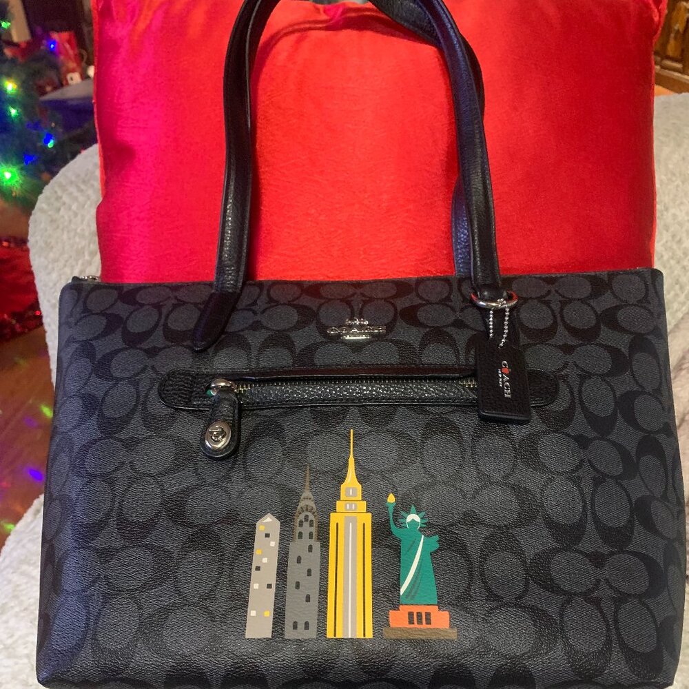 Coach Limited Edition New York Skyline